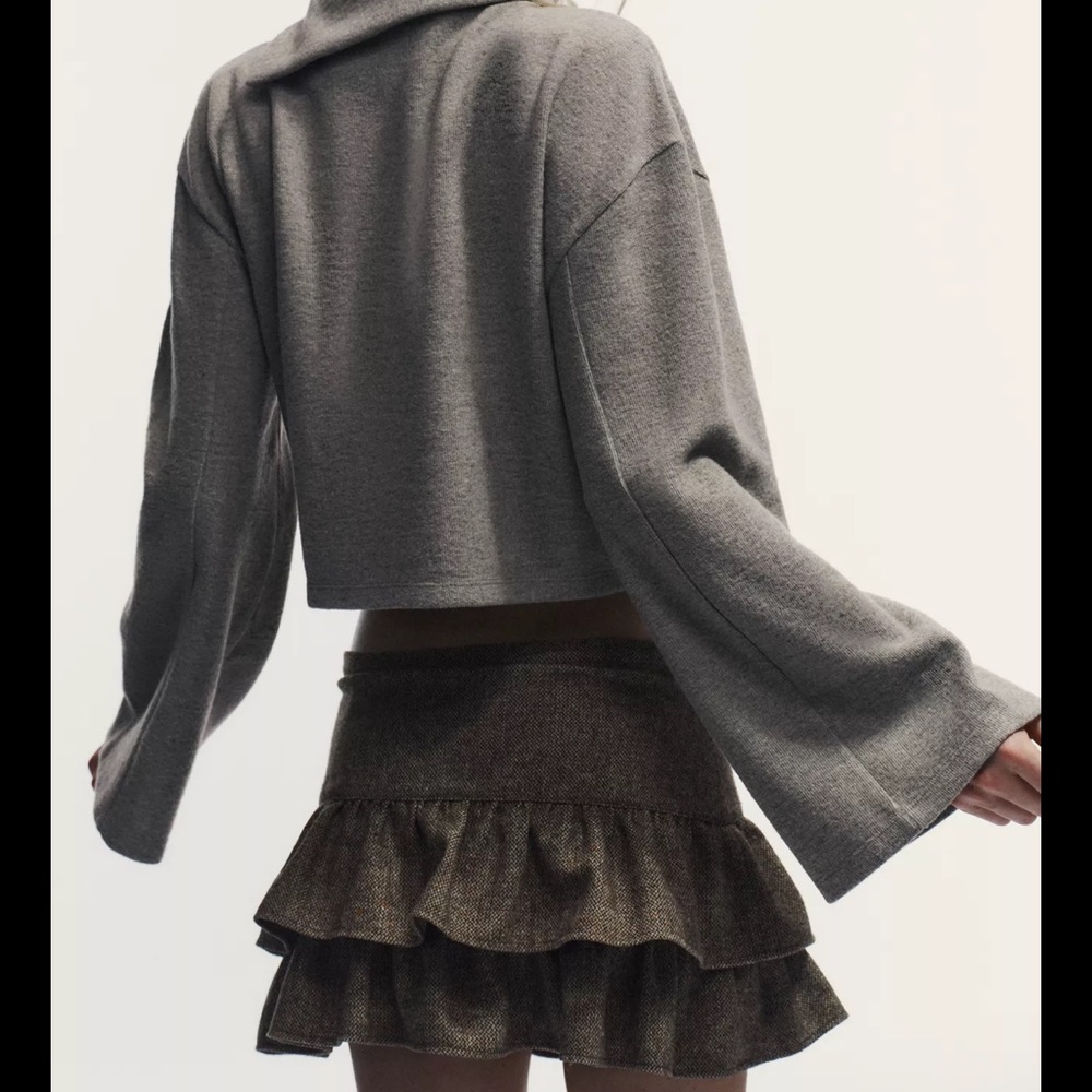 Zara Taupe Knit Top - Picture 2 of 8